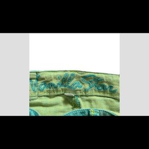 Vanilla star-green shorts